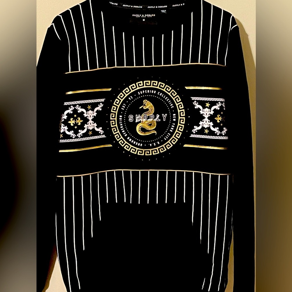 🔥 Supply & Demand Sweater 😍